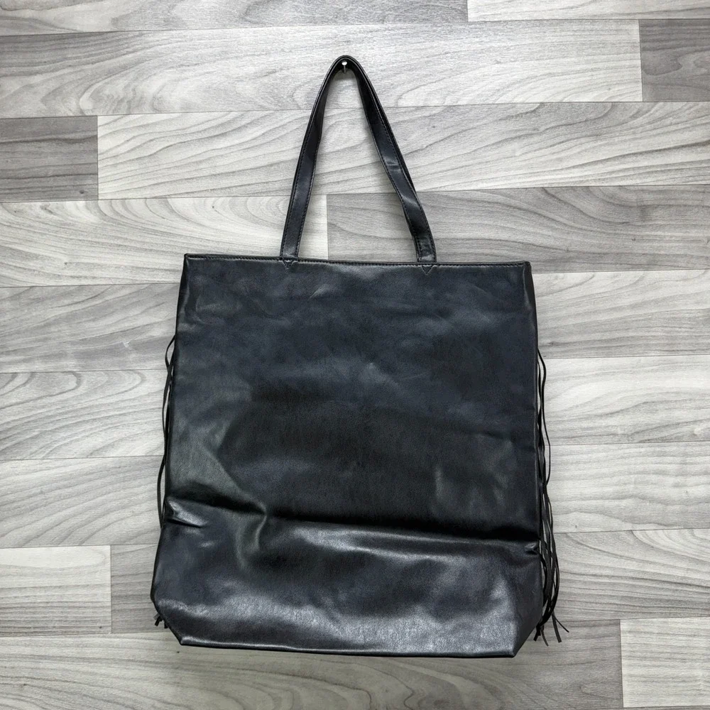 Victoria's Secret Tote Bag Women's Black One Size Flirty Fringe Faux‎ Leather
